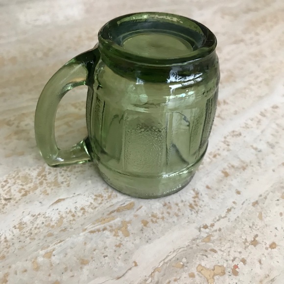 VINTAGE WHISKY BARREL MINIATURE MUG/SHOT GLASS - Picture 4 of 4